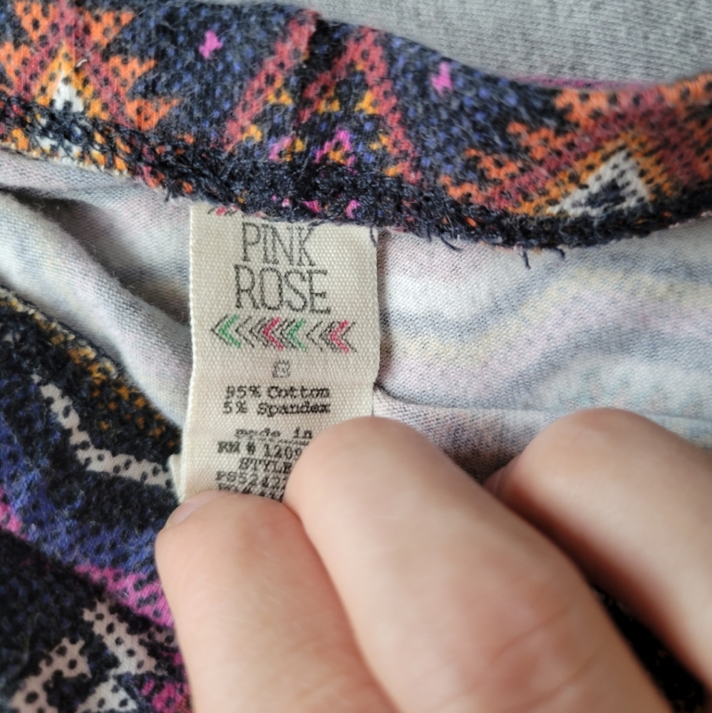 Aztec Patterned Leggings - Picture 5 of 5